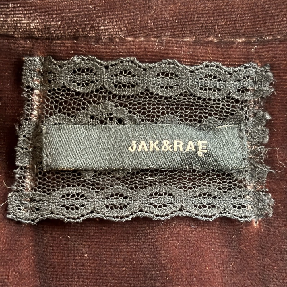 Jak & Rae Elegant Brown Velvet Women's Blazer - Picture 10 of 12